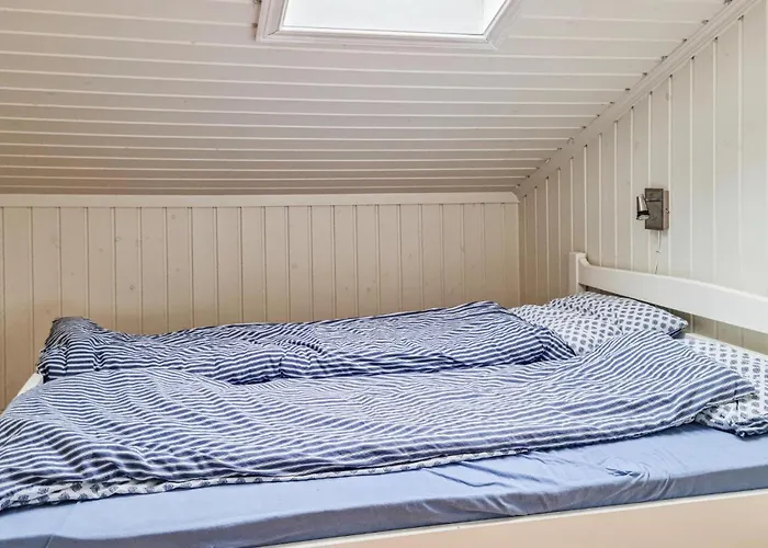 Awesome In With Wifi Holiday home